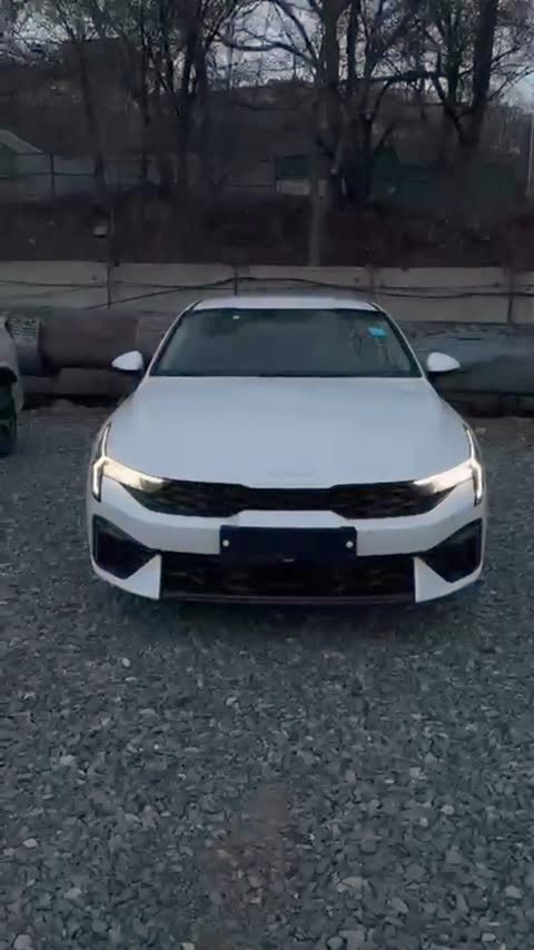 Kia K5 · Москва